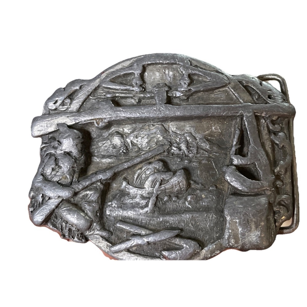 VTG Siskiyou Belt Buckle Co EAGLE Mountains Gun Pewter 3D Indian Made USA Oregon